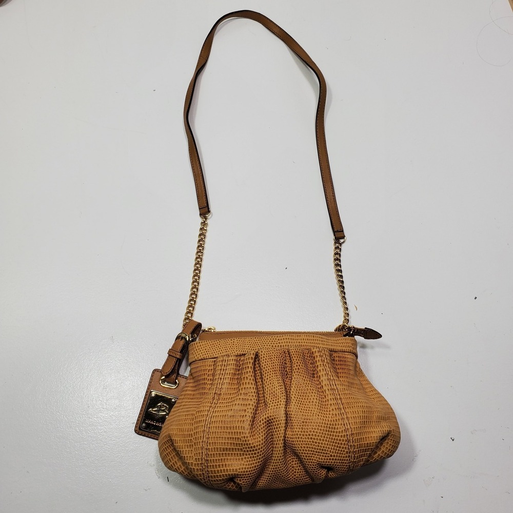B. Makoswky Women Leather Crossbody Purse Brown Small Leather Lightweight Casual